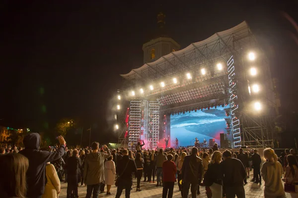 Capodanno A Milano 2024: Guida Completa Agli Eventi In Piazza ...